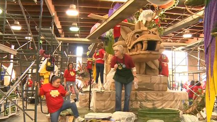 هذا الصباح- كاليفورنيا تحتفل بالعام الجديد بمواكب الزهور