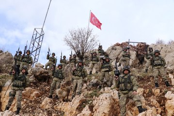 Kahraman Askerlerden Gabar'da Komando Andıyla Yeni Yıl Mesajı