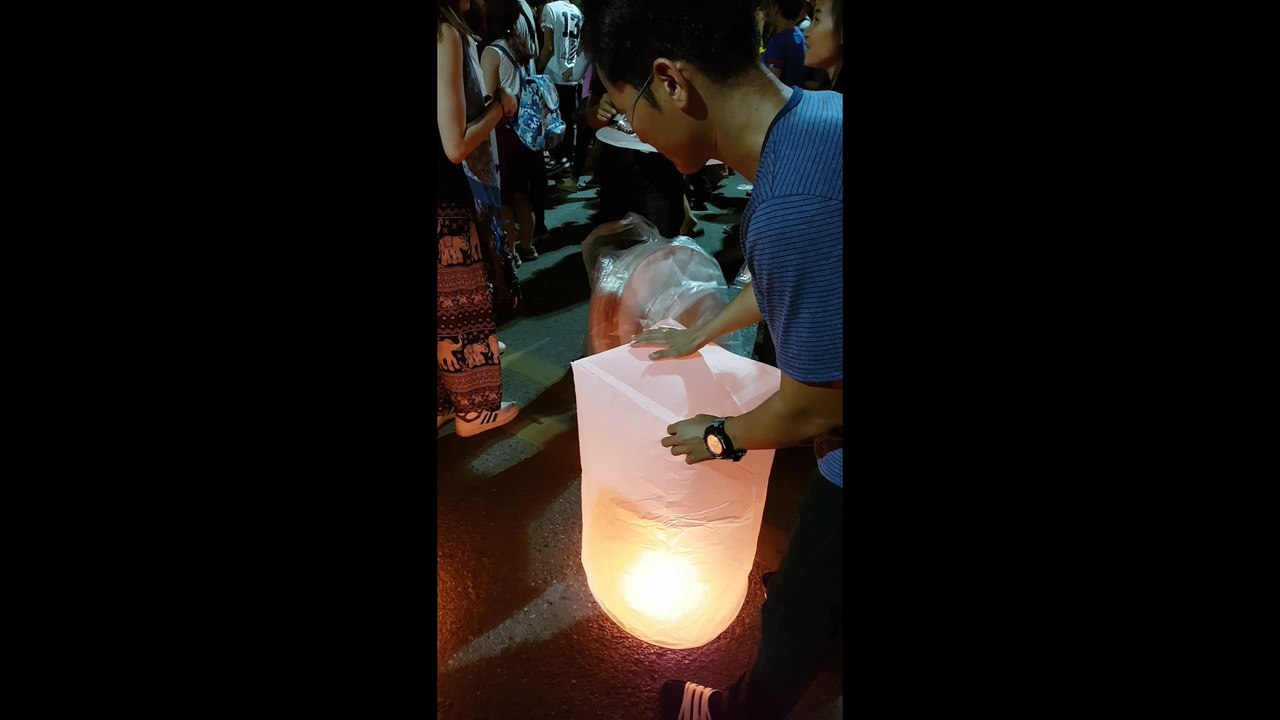 loy krathong