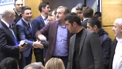 Gençlik ve Spor Bakanı Bak: "Bu Millete Hakaret Ettiğiniz Zaman Cevabını Misli ile Görürsünüz"