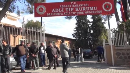 Şanlıurfa Bozova'da Devrilen Kamyonun Sürücüsü Öldü