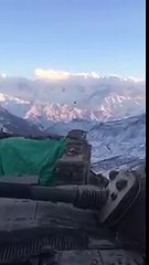 Dağların zirvesinde Kara Şahin'den alçak uçuş...