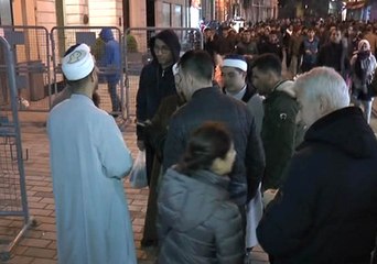 İstiklal'de Yılbaşı Kutlamalarına Karşı Broşür Dağıtıldı