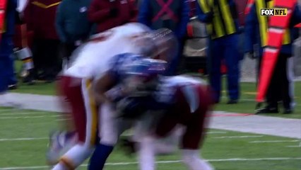 Wayne Gallman jukes multiple defenders on crazy 21-yard run