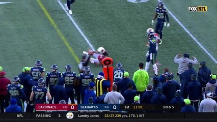 Fitzgerald nearly falls, makes incredible adjustment for first down catch