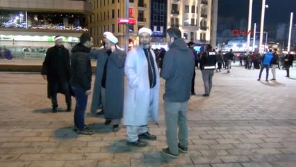 Tebliğciler" Taksim Meydanı'nda
