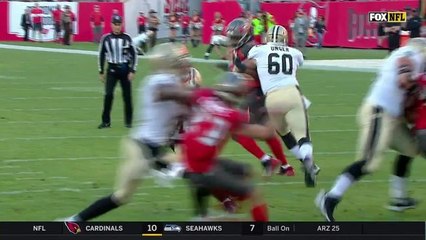 Alvin Kamara makes cut-back TD run look easy