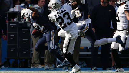 Travis Benjamin turns on turbo boost for a 21-yard gain