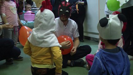 Hemşirelik öğrencilerinden hasta çocuklara yılbaşı eğlencesi - AMASYA