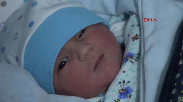 Malatya'da Yeni Yılın İlk Bebeği 'Sefa'