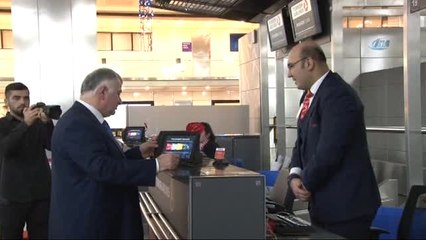 2017'nin Son Yolcusu ile 2018'in İlk Yolcusuna THY'den Bilet Jesti