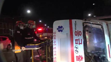 '신생아 이송' 사설 구급차와 승용차 '쿵'...4명 부상 / YTN