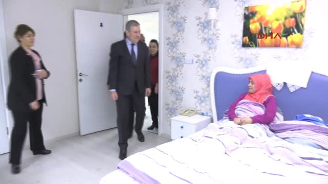 Samsun - Bakan Demircan, Samsun'da Çocuk Hastanesini Ziyaret Etti
