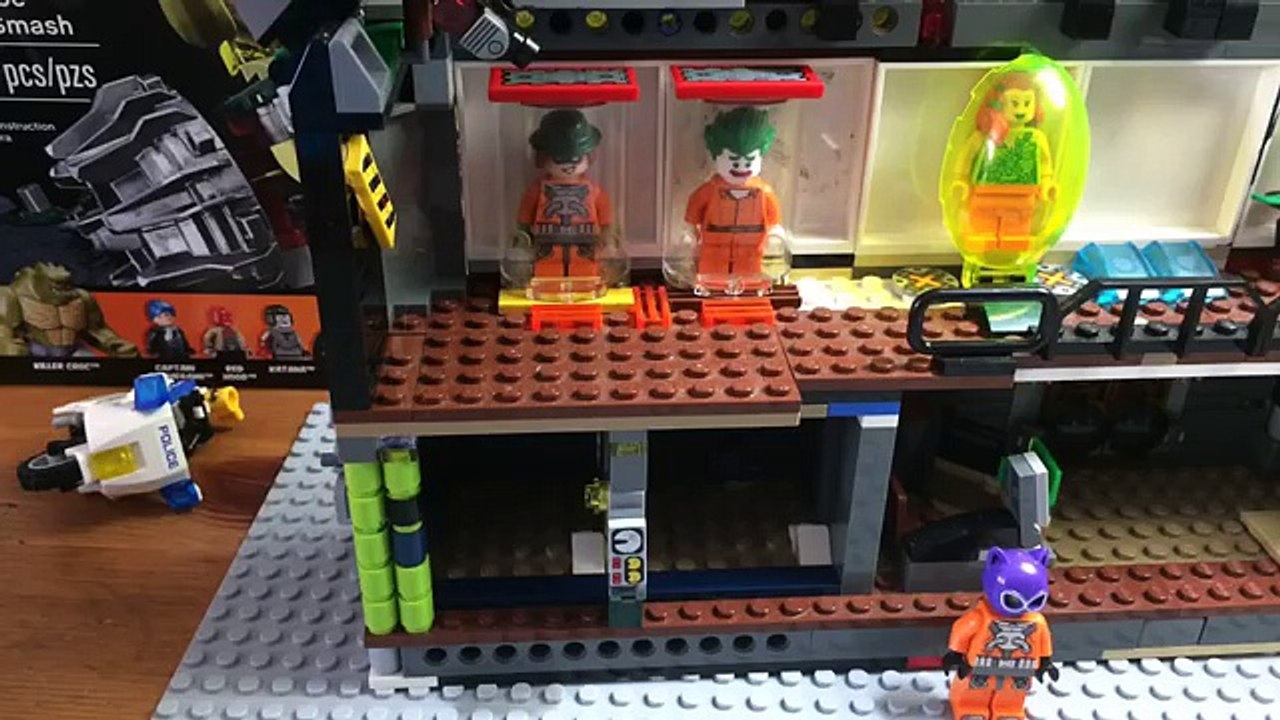 The Lego Batman Movie Custom Arkham Asylum Live Review!