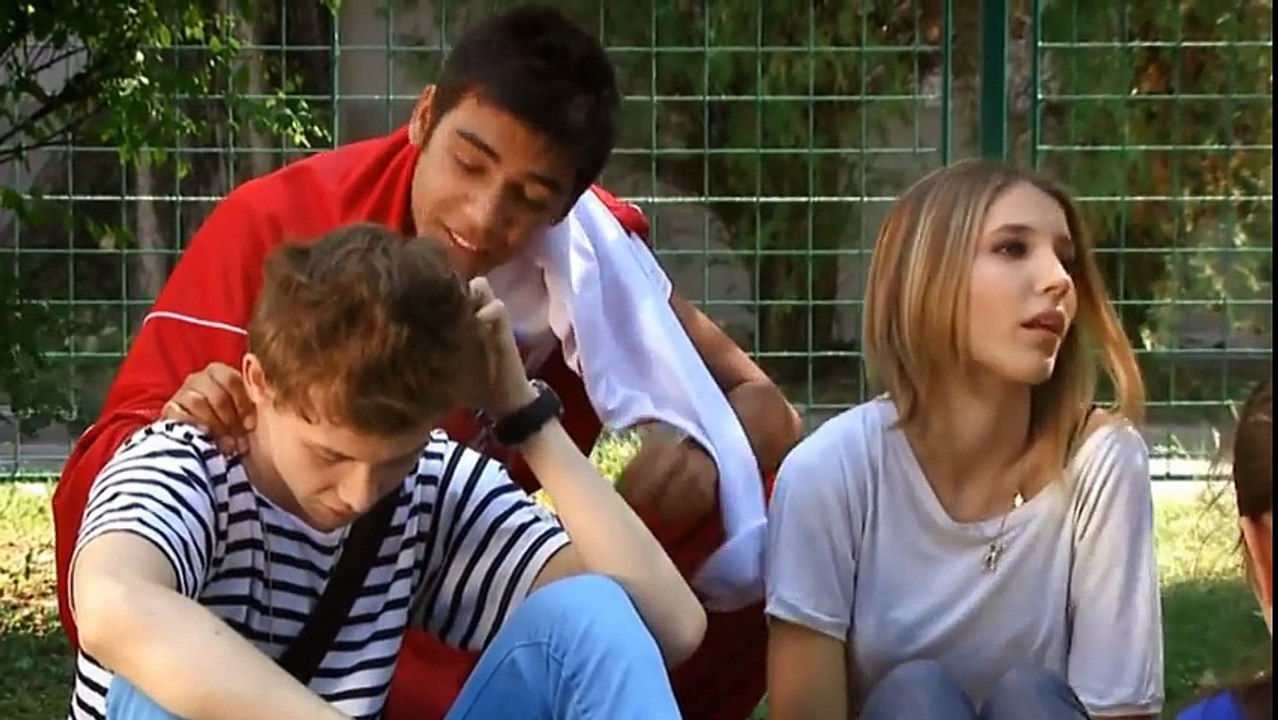 Pariu Cu Viata Sezonul 1 Episodul 1