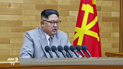 Botão nuclear na mesa