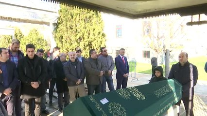 Başbakan Yıldırım, Öğretmeninin Cenazesine Katıldı