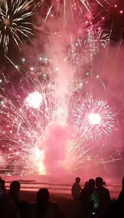 BONNE ANNEE 2018 - NOUVEL AN 2018 FAIL (feux d'artifices)