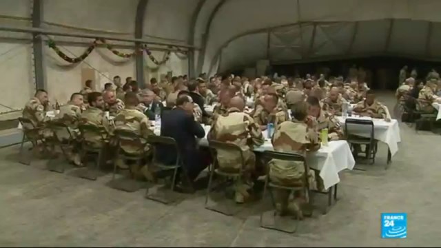 Visite de Florence Parly au Mali : la ministre réveillonne auprès des troupes Barkhane