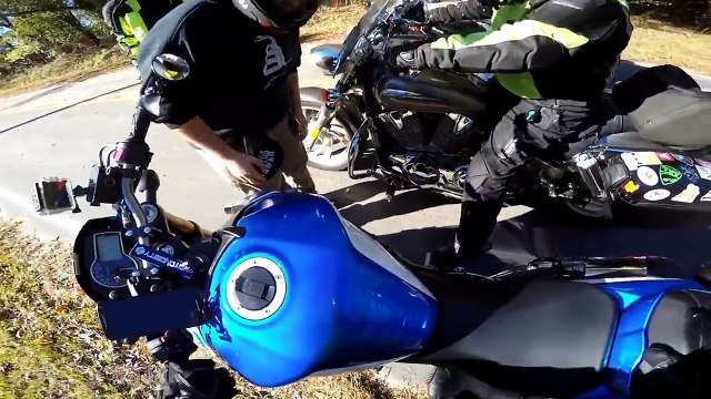 Motorcycle Crashes & Mishaps 2017 | Close Calls & Near Misses