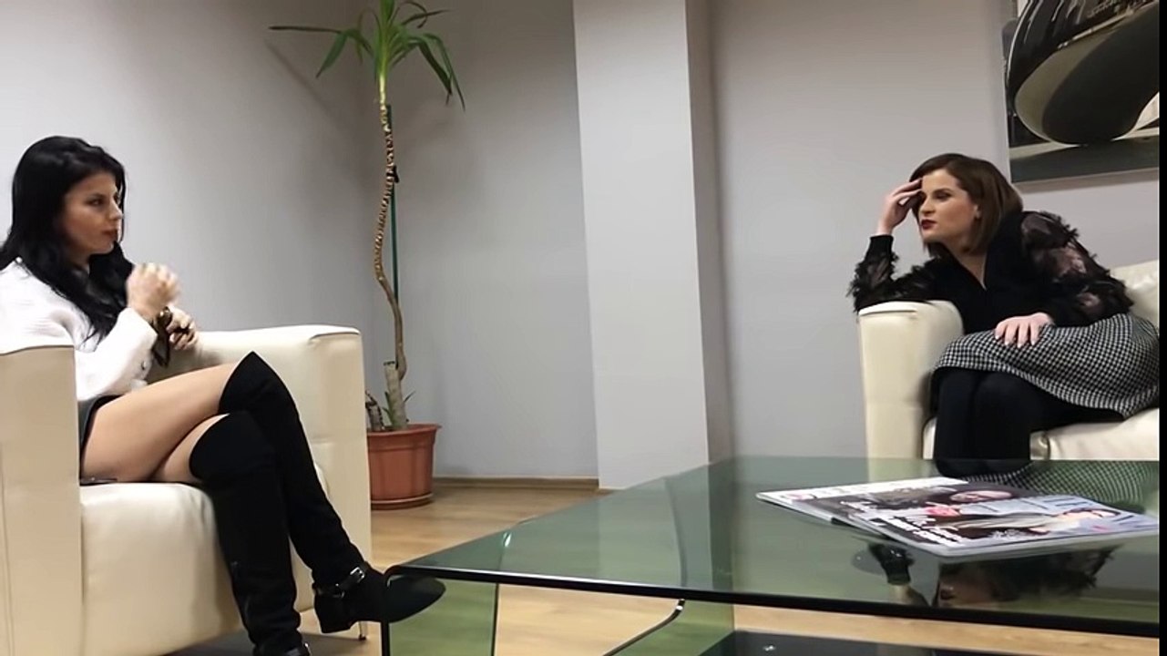 Aktorja zbulon se burri e tradhëton me spikeren e lajmeve