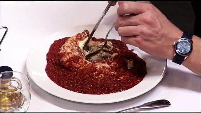 ‘Fresh Lasagne is Actually FROZEN then Microwaved! | Kitchen Nightmares