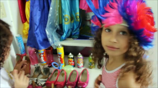 RICO X POBRE - NO CARNAVAL - Gika e Feka Brisquilhari