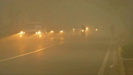 Travel chaos as fog cloaks New Delhi