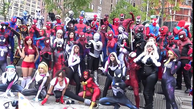 Spider-Man SPIDER-VERSE vs NEW YORK COMIC CON | Superheroes | Spiderman | Superman | Frozen Elsa | Joker
