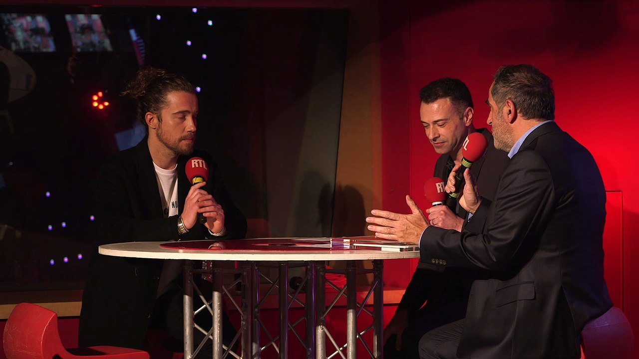 Julien Doré reçoit le prix Album RTL de l'année 2017