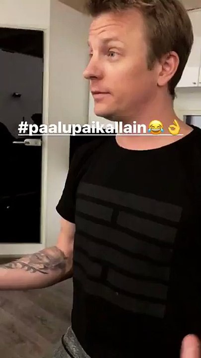 Kimi cantando