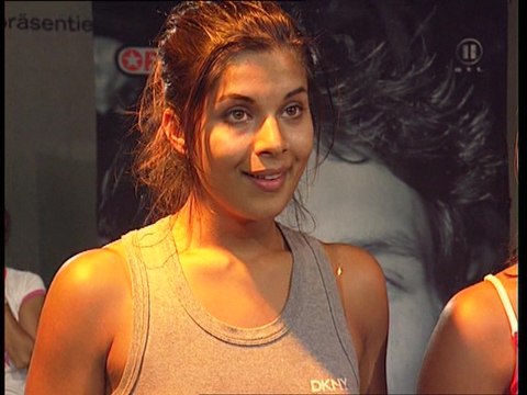 Indira Weis - Vom Popstars-Casting zum Bro'Sis-Popstar (2002)