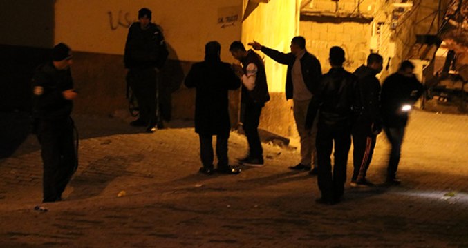 Gaziantep'te Hırsızlık Operasyonu Yapan Polislere Ateş Açıldı: 1 Polis Yaralı