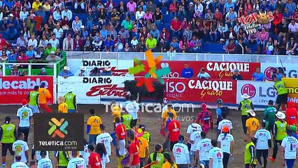 Retahílas de Max 1 Lunes 01 Enero 2018