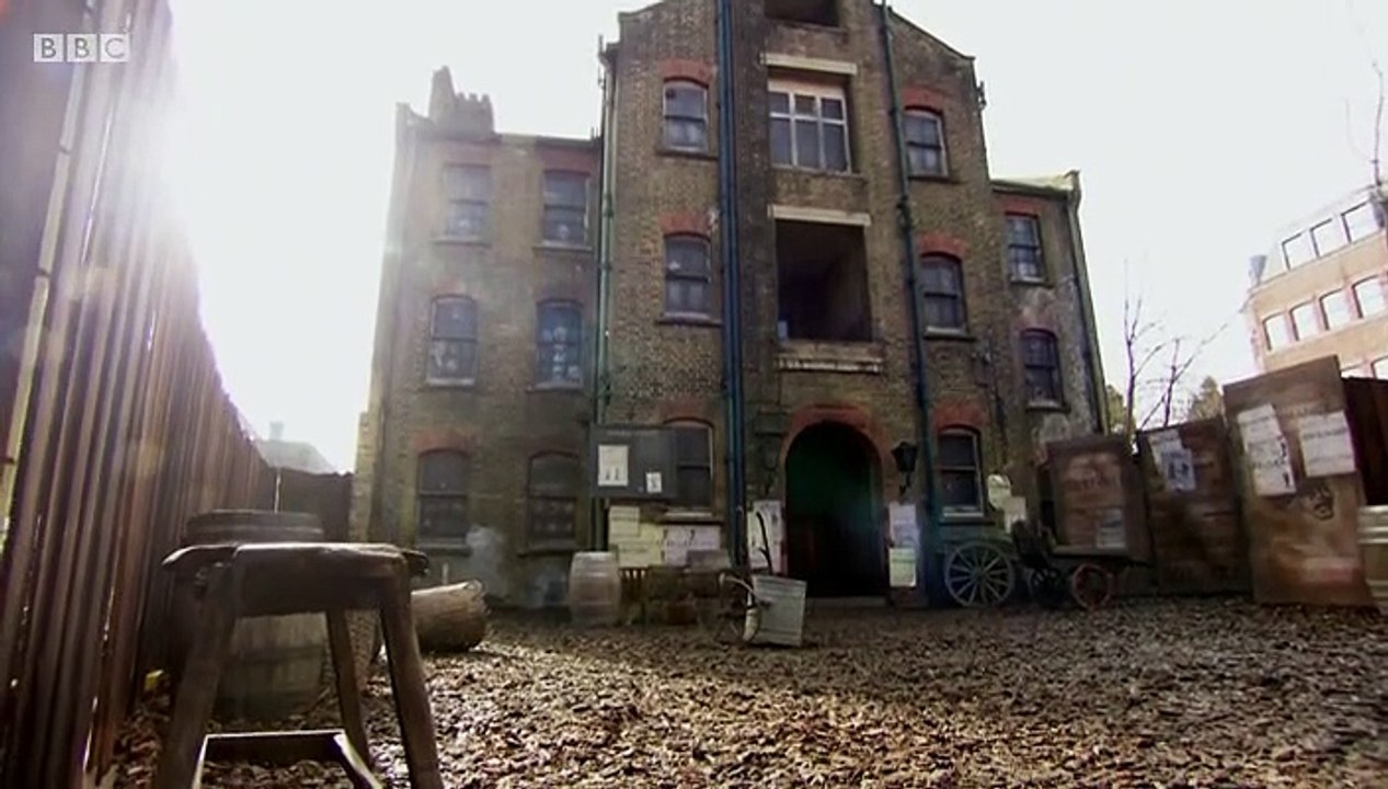 The Victorian Slum BBC S01E01 The1860s part 2/2