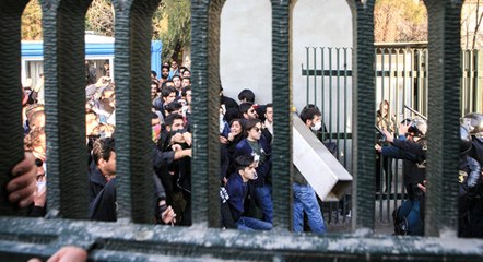 ABD Destekli İranlı göstericiler, İslam Karşıtı Sloganlar Atmaya Başladı