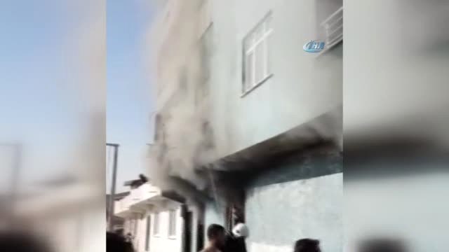 Tekstil Atölyesindeki Yangın Mahalleliyi Sokağa Döktü