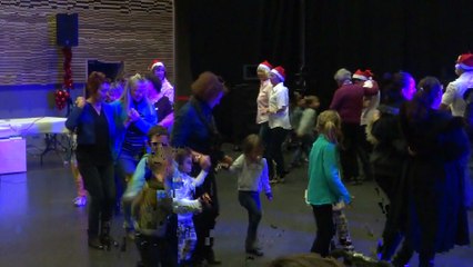 Cowgirl' up, extrait de la démo de Noël. Danse : Cotton eye joe
