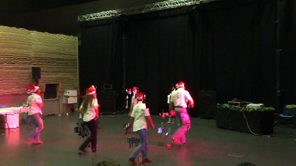 Cowgirl' up, extrait de la démo de Noël. Danse : Country High