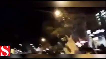 İran'da onlarda sokağa indi