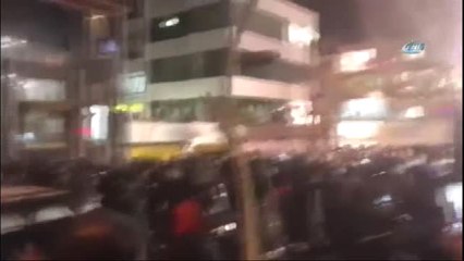 Tahran)- İran'daki Protestolarda Ölü Sayısı 20'ye Yükseldi- Son 3 Günde 450 Gösterici Gözaltına...