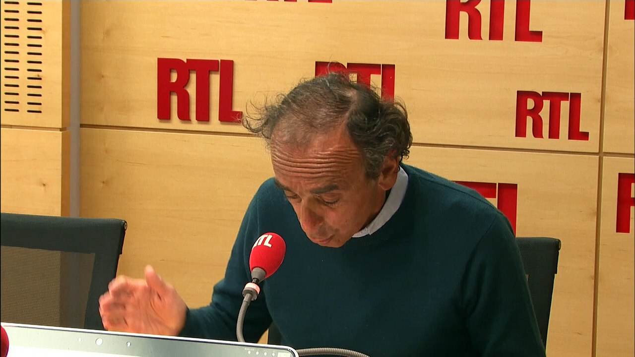 Éric Zemmour : Emmanuel Macron "fait semblant d...