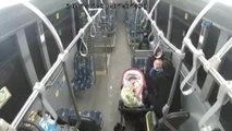 Günün Kahramanı Kocaeli'den... Bebeği Hayata Döndüren Otobüs Şoförü Kamerada