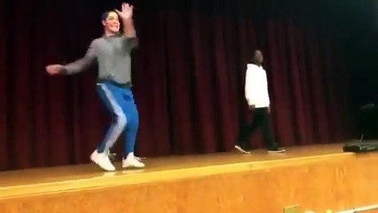 Un prof vient clasher son élève lors d'un battle de danse