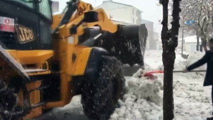 Bingöl’de kar 70 köy yolunu ulaşıma kapattı