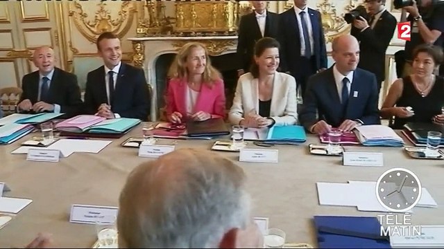 Formation, apprentissage, retraite : début d'année chargé pour l'exécutif