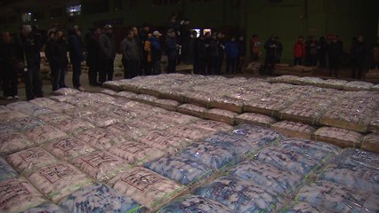 [부산] 부산공동어시장 희망찬 새해 첫 경매 / YTN