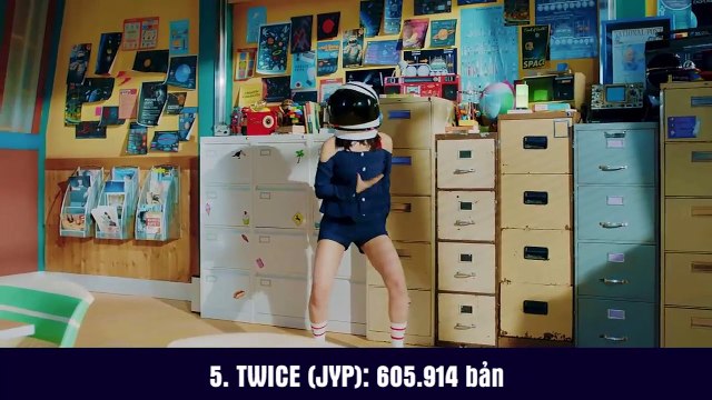 Top 10 nghệ sĩ bán album chạy nhất 2017: 3 ông lớn đồng loạt bại trận trước BTS