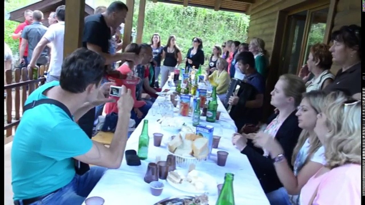 JAJCE 2014  2. dio  - manifestacija KUDa BH Rubina Bec ---- CJELI FILM!