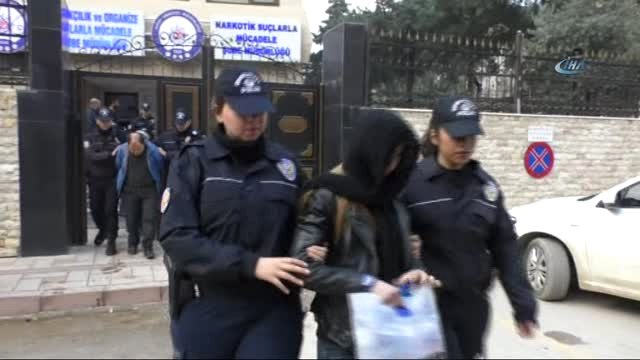 Zanlıdan Gazetecilere Çek Baba Alem Delikanlı Görsün Hatay ve Ankara'da Çete Operasyonu: 17...